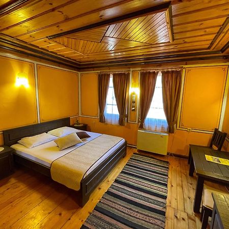 Guest Rooms Colorit Koprivštica Exteriér fotografie