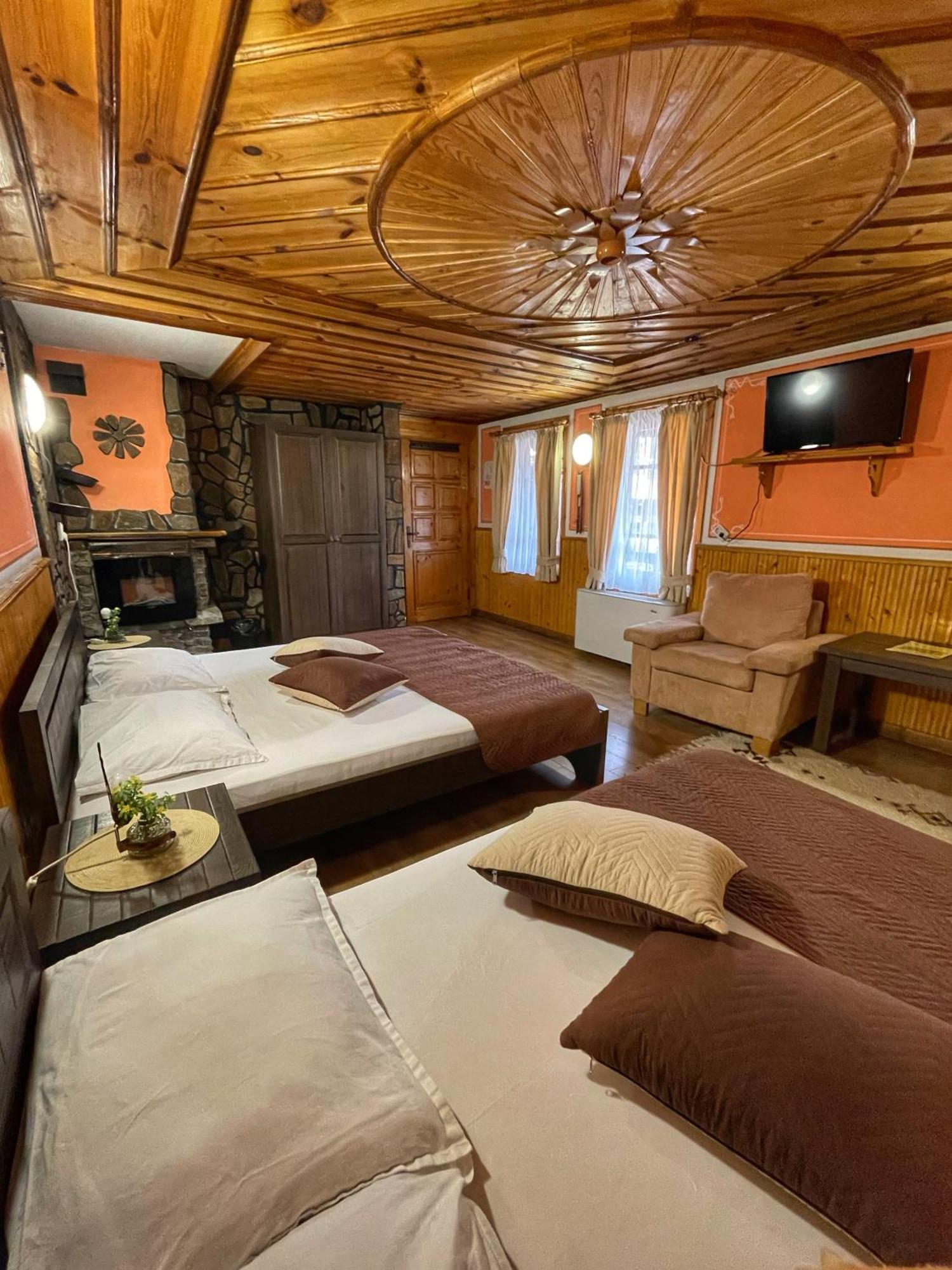 Guest Rooms Colorit Koprivštica Exteriér fotografie