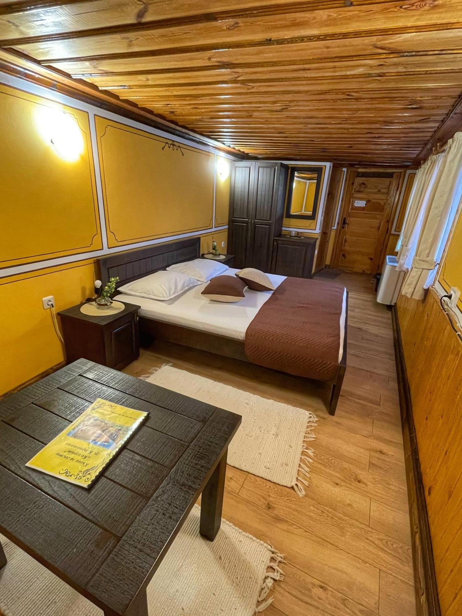 Guest Rooms Colorit Koprivštica Exteriér fotografie